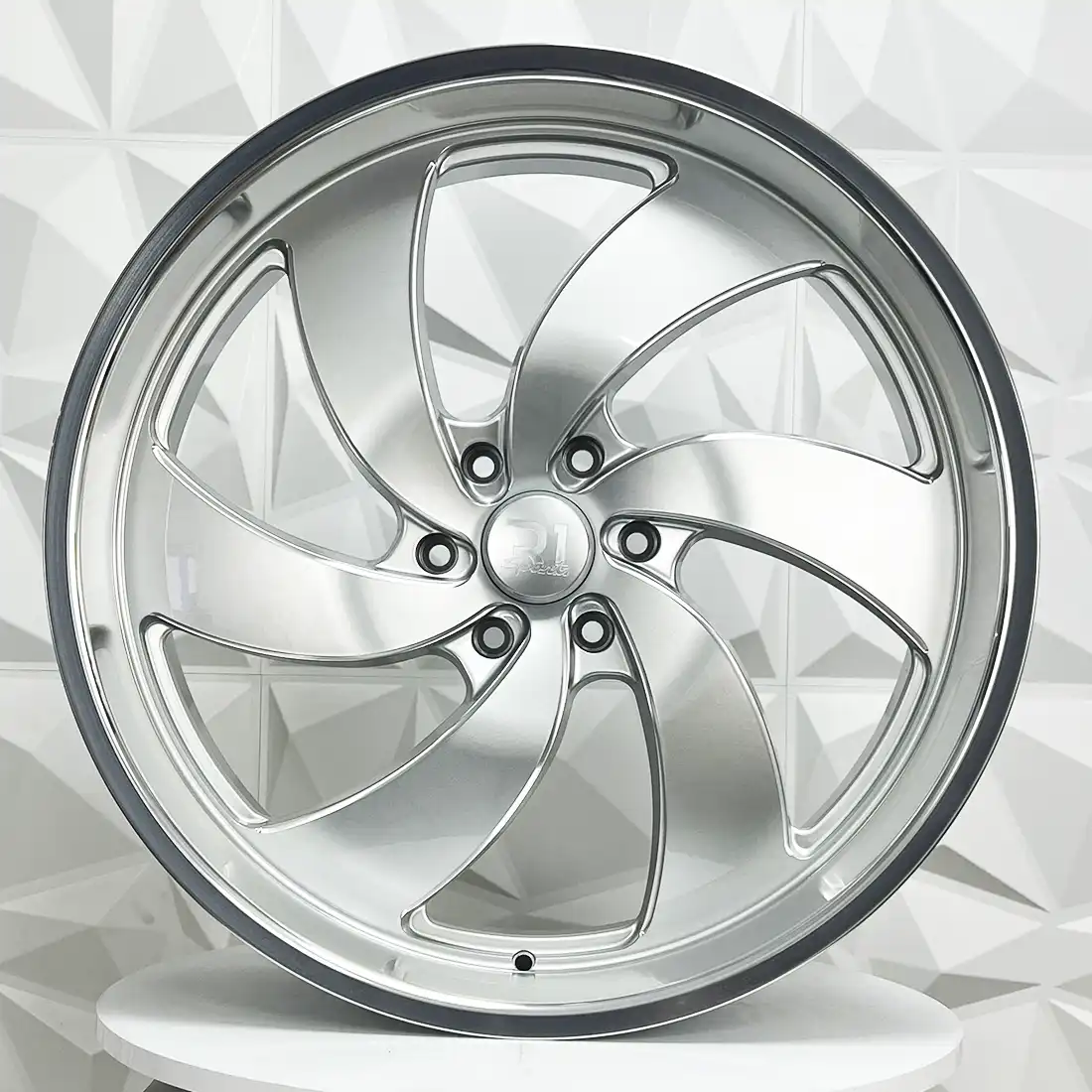 RIN 22X11 6-139.7 R1 SPORT 667L SILVER MILLING MACHINE LIP ET0 CB78.1